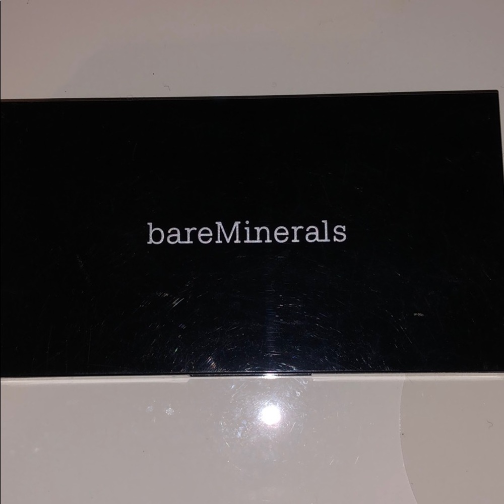 Bareminerals Translucent powder duo.